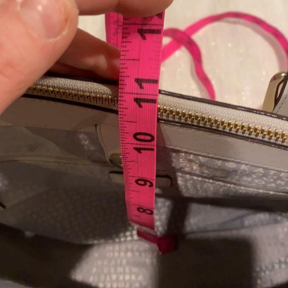 Kate Spade light grey tote - Picture 10 of 10